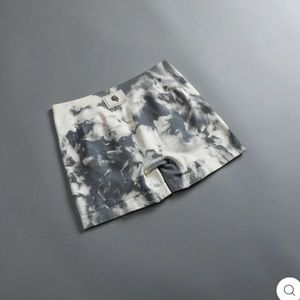 SHE DARCSPORT KATYA SEAMLESS LOW RISE SHORTS